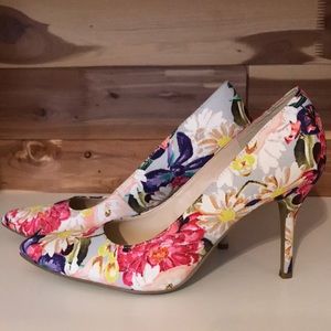 Flowery shoes